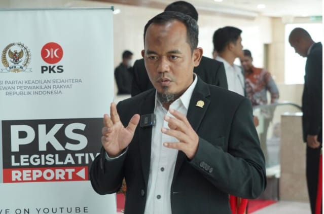 Riyono Caping: Kapling Laut Langgar Konstitusi, Negara Jangan Kalah oleh Kepentingan Swasta
