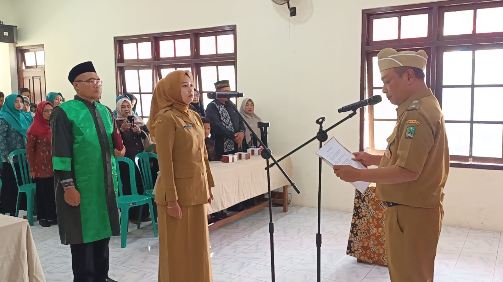 Hilda Sastia Intansari Dilantik sebagai Kasi Pemerintahan Desa Sambirobyong